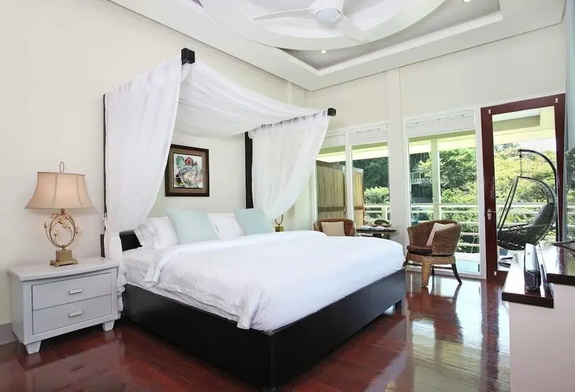 Perhesviitti, Matinloc Island Resort