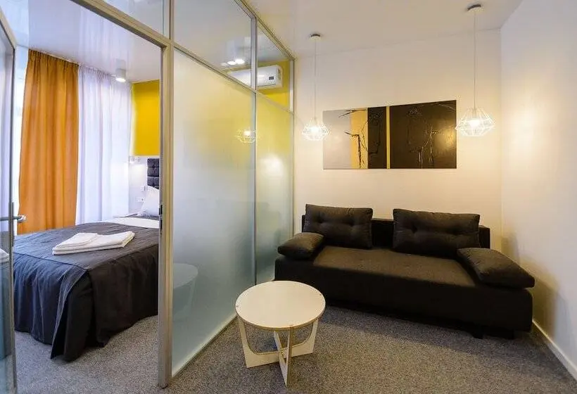 Huoneisto 1 Makuuhuone, Partner Guest House Klovs Kyi