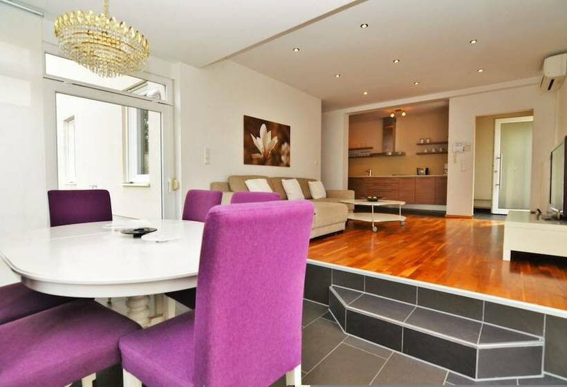 Апартаменты Deluxe 2 Спальни, Villa Diana Zadar