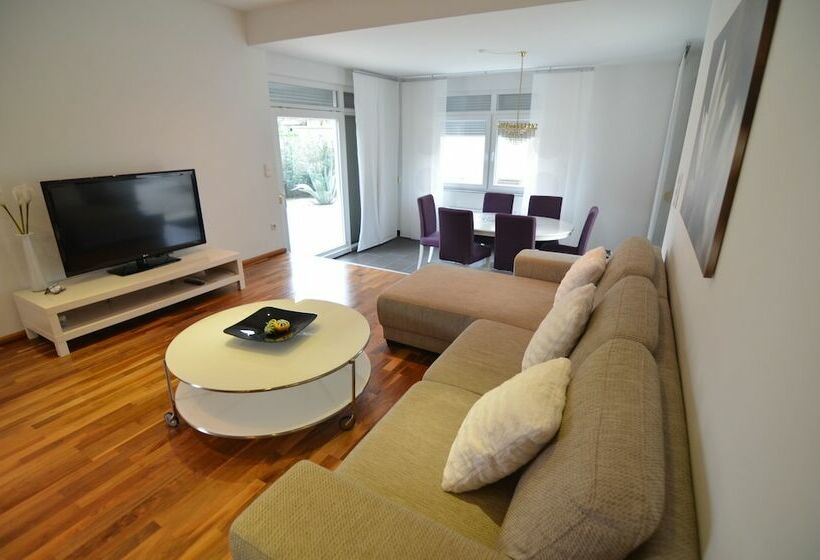 Апартаменты Deluxe 2 Спальни, Villa Diana Zadar