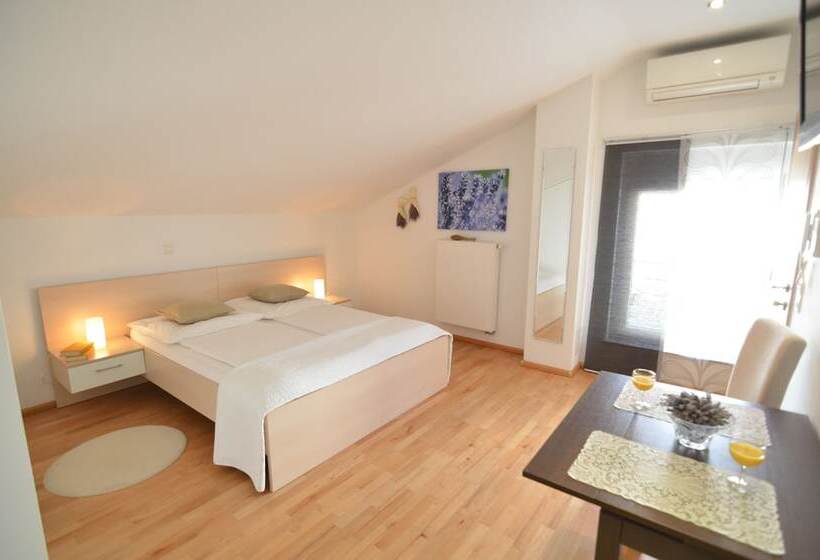 Номер Комфорт, Villa Diana Zadar