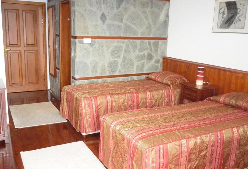 اتاق استاندارد با بالکن, Popova Kula Hotel & Winery