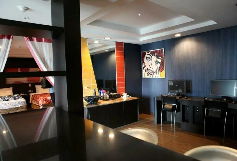 スタンダードスタジオ, V Motel Songdo