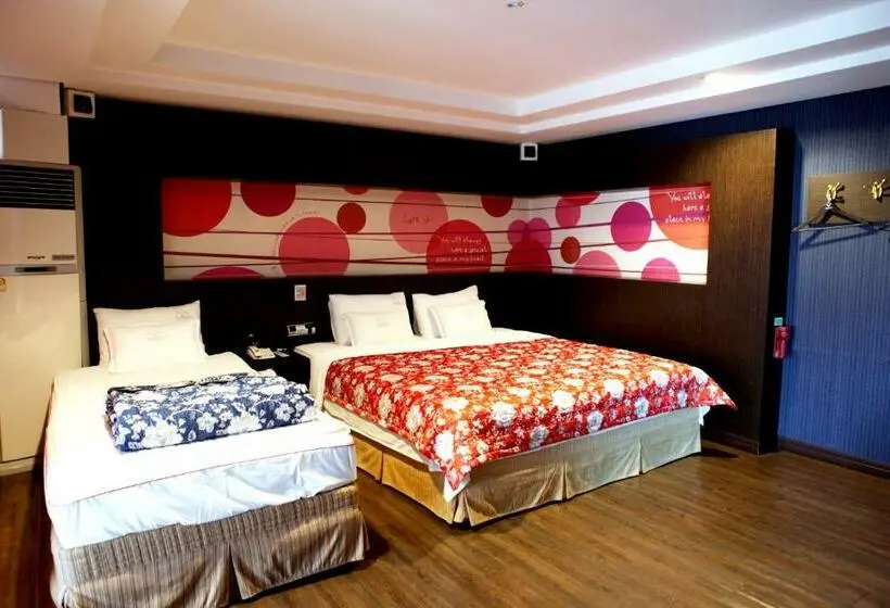 スタンダードスタジオ, V Motel Songdo