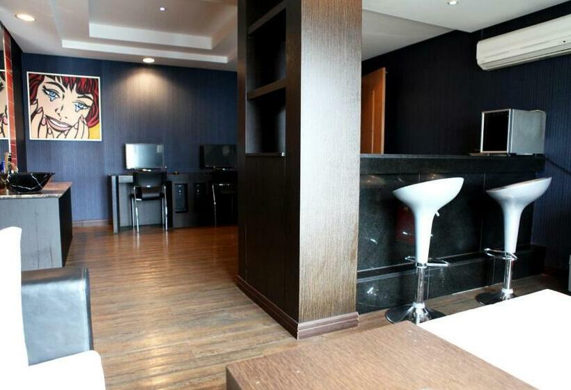 استودیوی استاندارد, V Motel Songdo