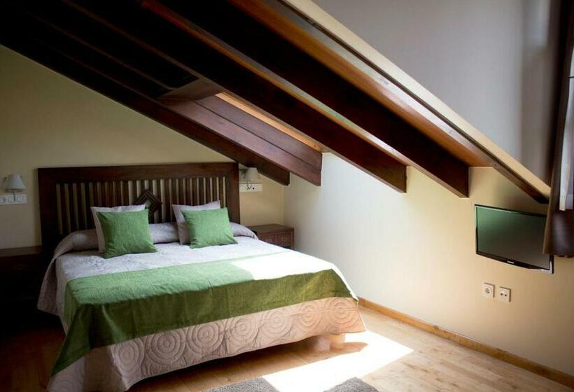 חדר סופריור, Y Apartamentos El Camín