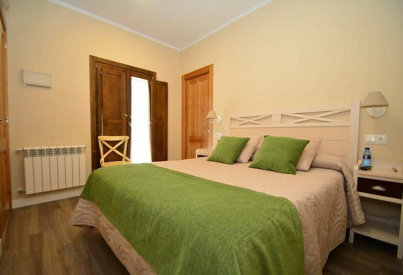 דירת חדר, Y Apartamentos El Camín