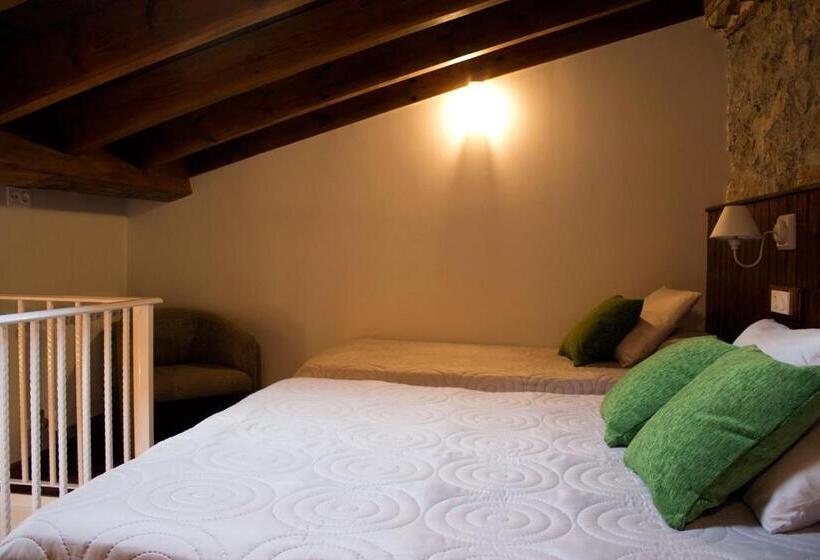 דירת חדר, Y Apartamentos El Camín