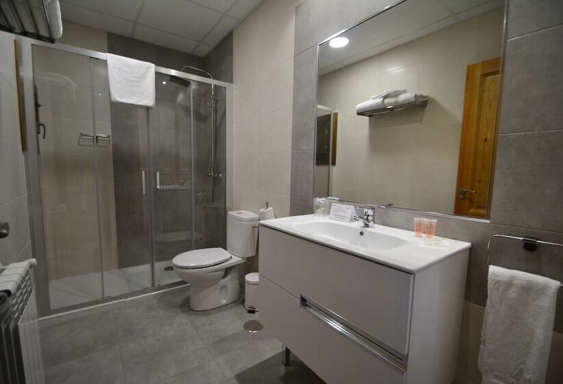 חדר סופריור, Y Apartamentos El Camín