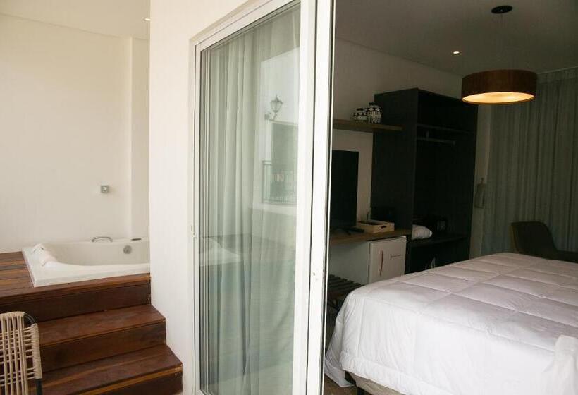 Люкс Кровать Кинг, Mero Hotel Boutique