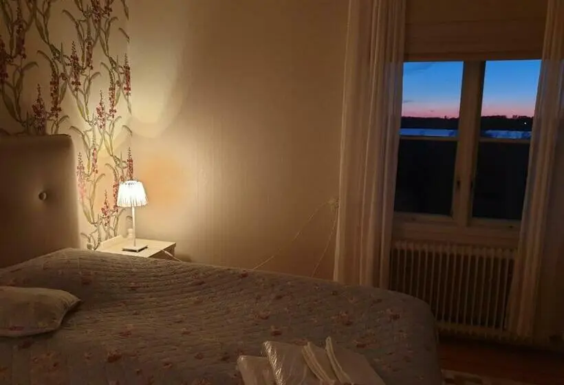 Standard-huone Jaettu Kylpyhuone, Strandgårdens Wärdshus