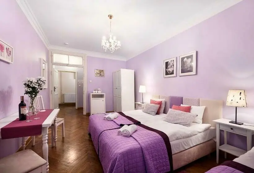 اتاق استاندارد سه نفره, Gołębia 8 Residence