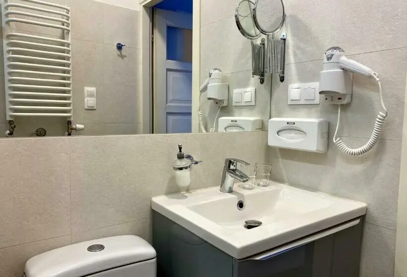 اتاق استاندارد سه نفره, Gołębia 8 Residence