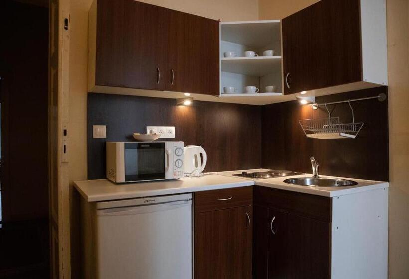 2人卧室家庭公寓, Gołębia 8 Residence