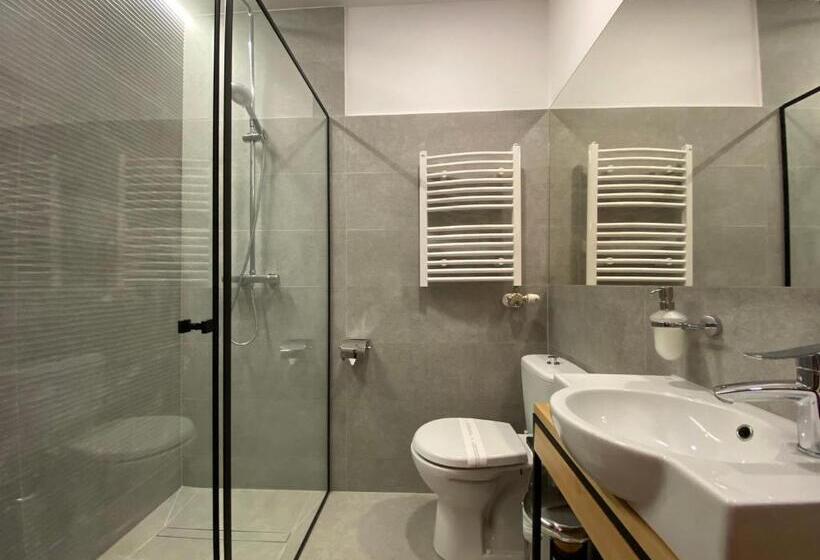 高级工作室, Gołębia 8 Residence