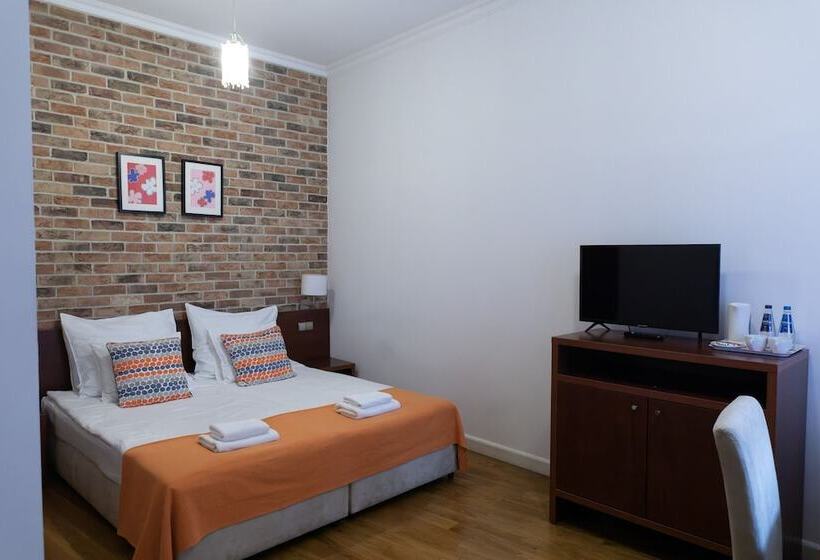 标准间, Gołębia 8 Residence