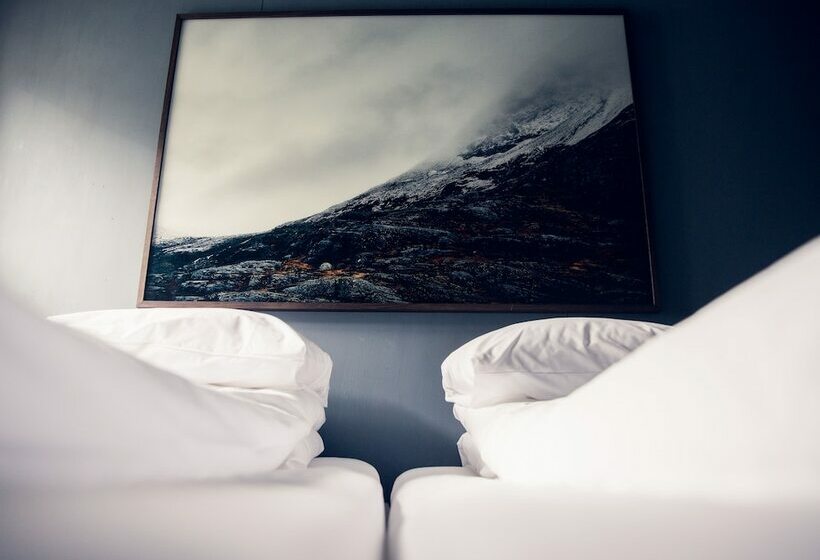 スタンダードルーム, Aak