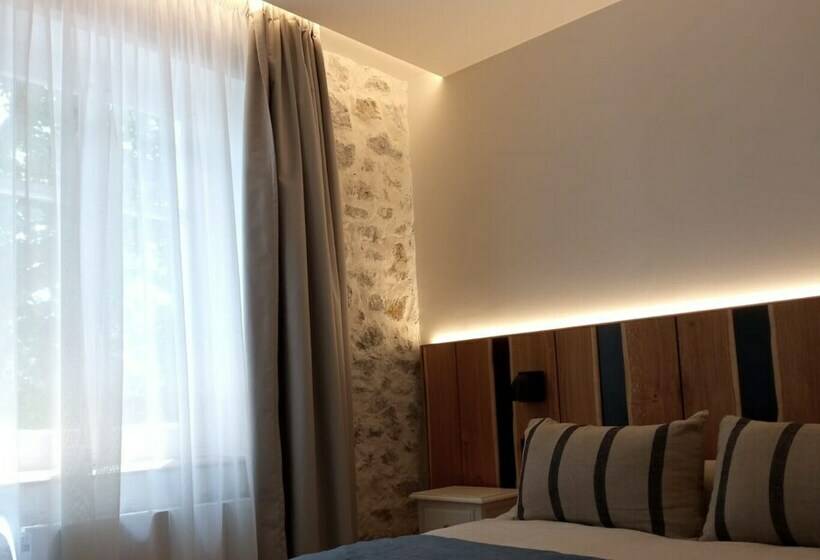 Номер Deluxe, Arimune