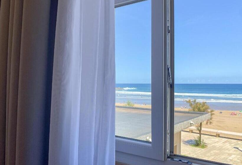 Номер Deluxe Вид на Море, Arimune