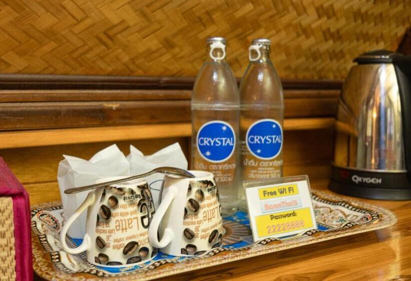 스탠다드 방갈로 정원 전망, Roomquest Golden Triangle Premium Collection