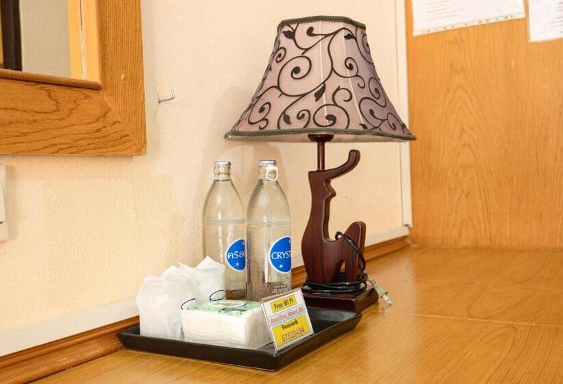수피리어 룸, Roomquest Golden Triangle Premium Collection