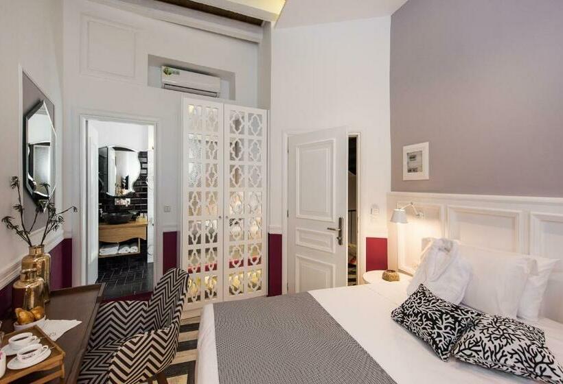 标准间, Elia Portou Due