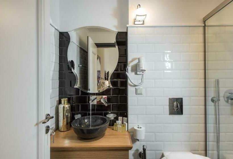 标准间, Elia Portou Due