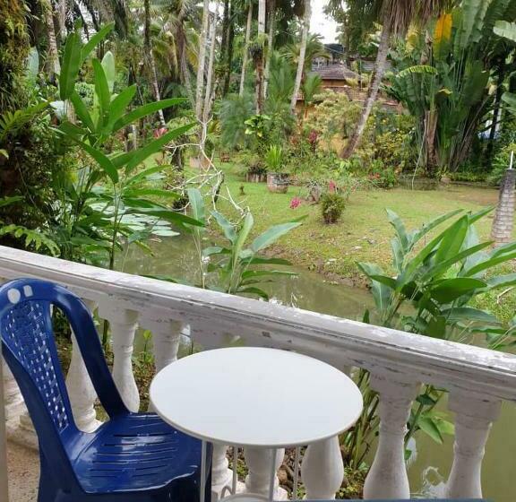 חדר אקונומי, Seri Pengantin Resort