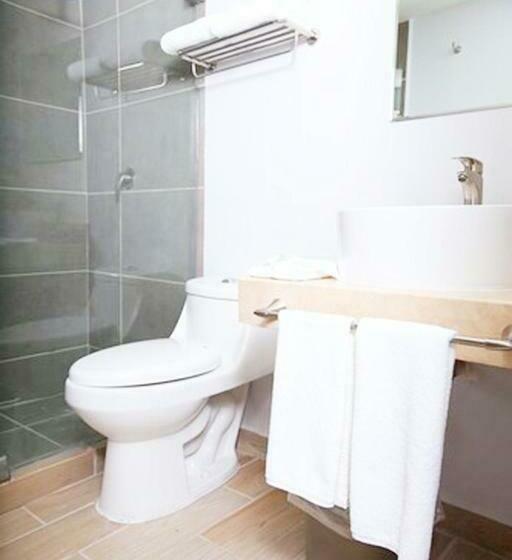 غرفه قياسيه سريرين مزدوجين, Sleep Inn Hermosillo