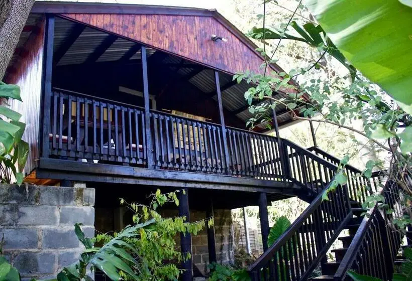 Huoneisto 1 Makuuhuone, Old Vic Travellers Inn Nelspruit