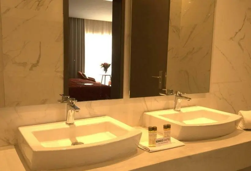 اتاق لوکس با بالکن, Songo Hotel by Montebelo