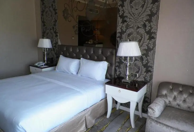 Quarto Executivo, Sutanraja Hotel & Convention Centre