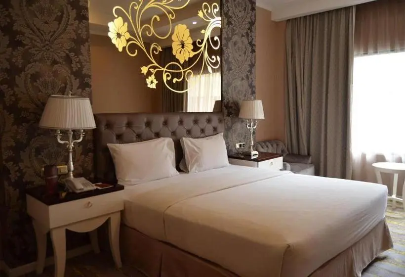 Quarto Executivo, Sutanraja Hotel & Convention Centre