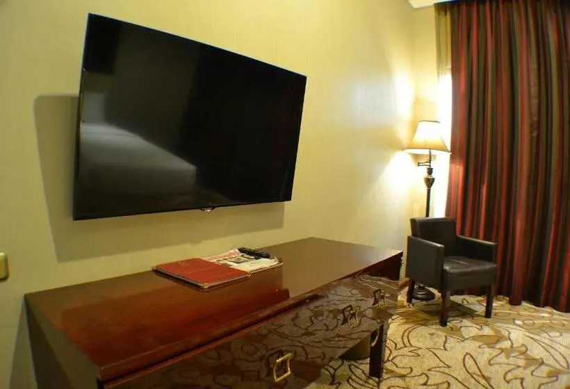 Quarto Deluxe, Sutanraja Hotel & Convention Centre