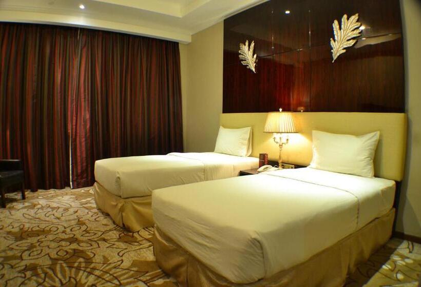 디럭스 룸, Sutanraja Hotel & Convention Centre