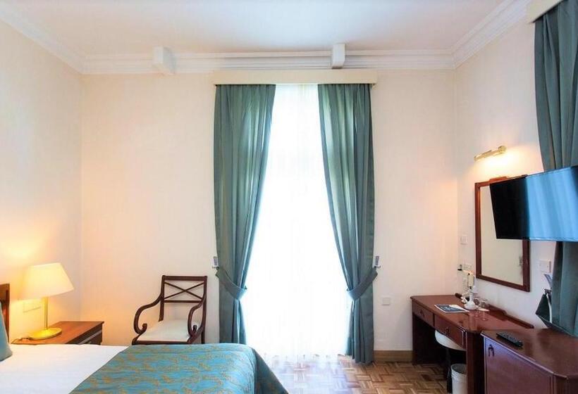 اتاق استاندارد با بالکن, Dome Hotel & Casino At Central Kyrenia