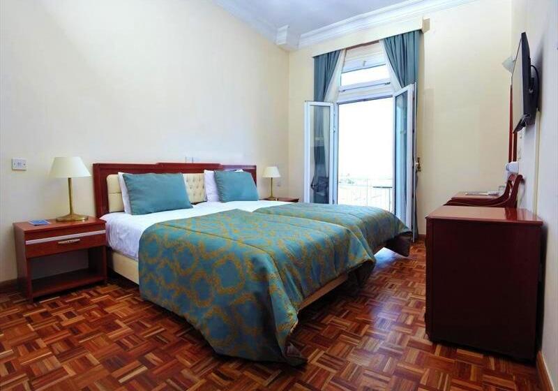 اتاق استاندارد با بالکن, Dome Hotel & Casino At Central Kyrenia