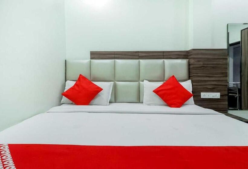 Трехместный Номер Классика, Flagship Hotel Metro View