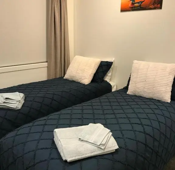 ツーベッドルーム　ヴィラ, Casa Riveria