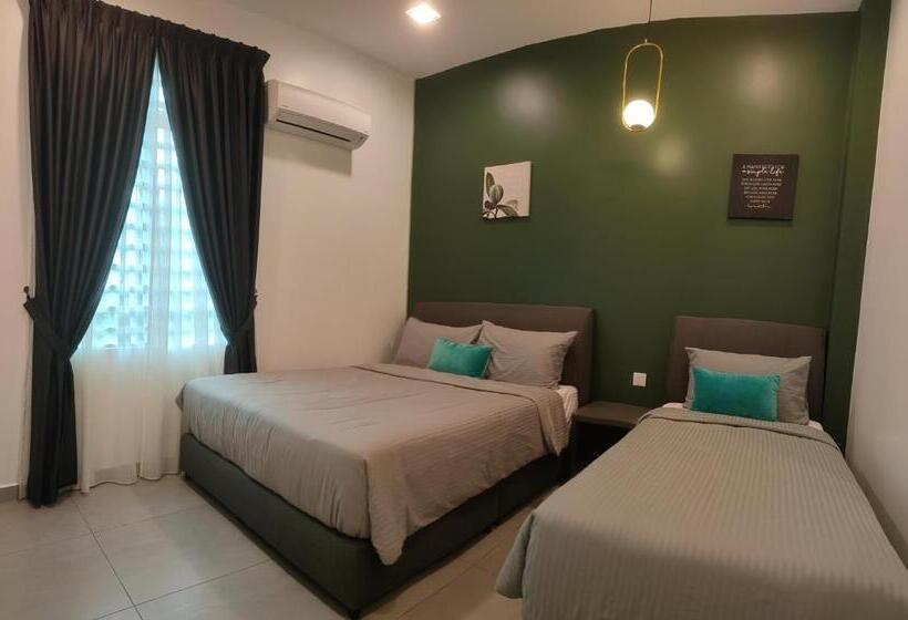 デラックストリプルルーム, Just Austin Guesthouse