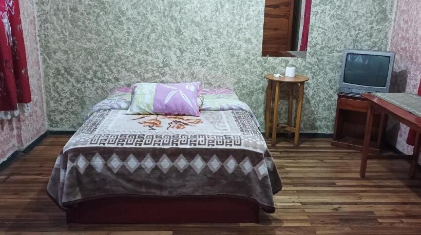 Standaard Éénpersoonskamer met Gedeelde Badkamer, La Perla Cuencana Hostal