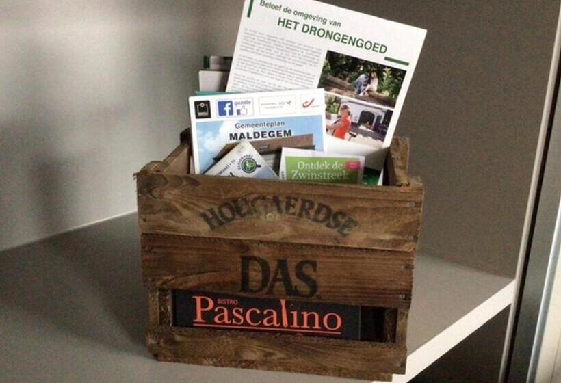 Номер Стандарт Вид на Сад, Ken T Gat Bie&bie