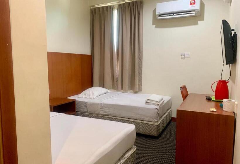 חדר דלוקס, New Grand