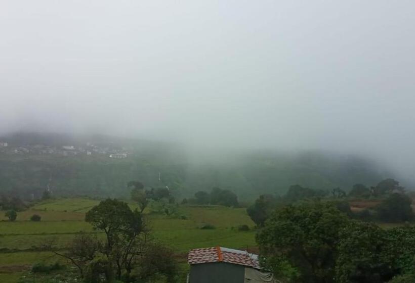 اتاق استاندارد, Sahyadri Stud Farm And Resort