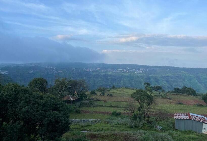 اتاق استاندارد, Sahyadri Stud Farm And Resort