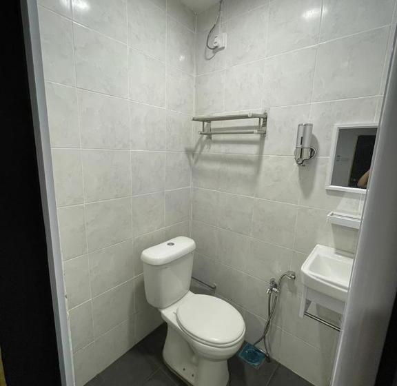 חדר סטנדרט עם מיטת קינג, The Sky Inn