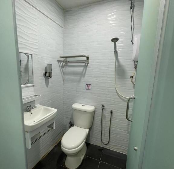 חדר סטנדרט, The Sky Inn