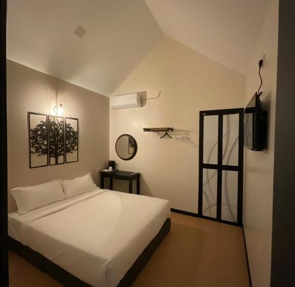 בקתת חדר, The Sky Inn