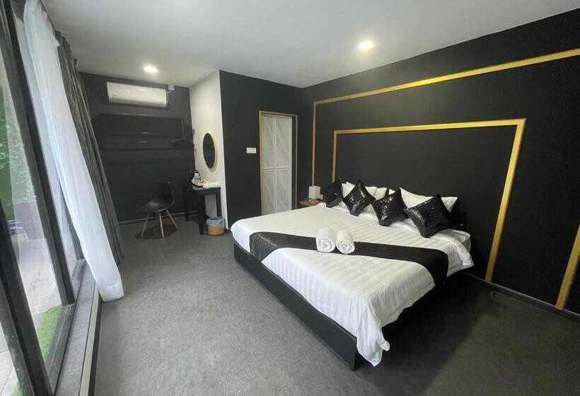 חדר סטנדרט עם מיטת קינג, The Sky Inn