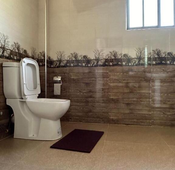 غرفة قياسية مطلّة علي الحديقة, A   Lili Villa